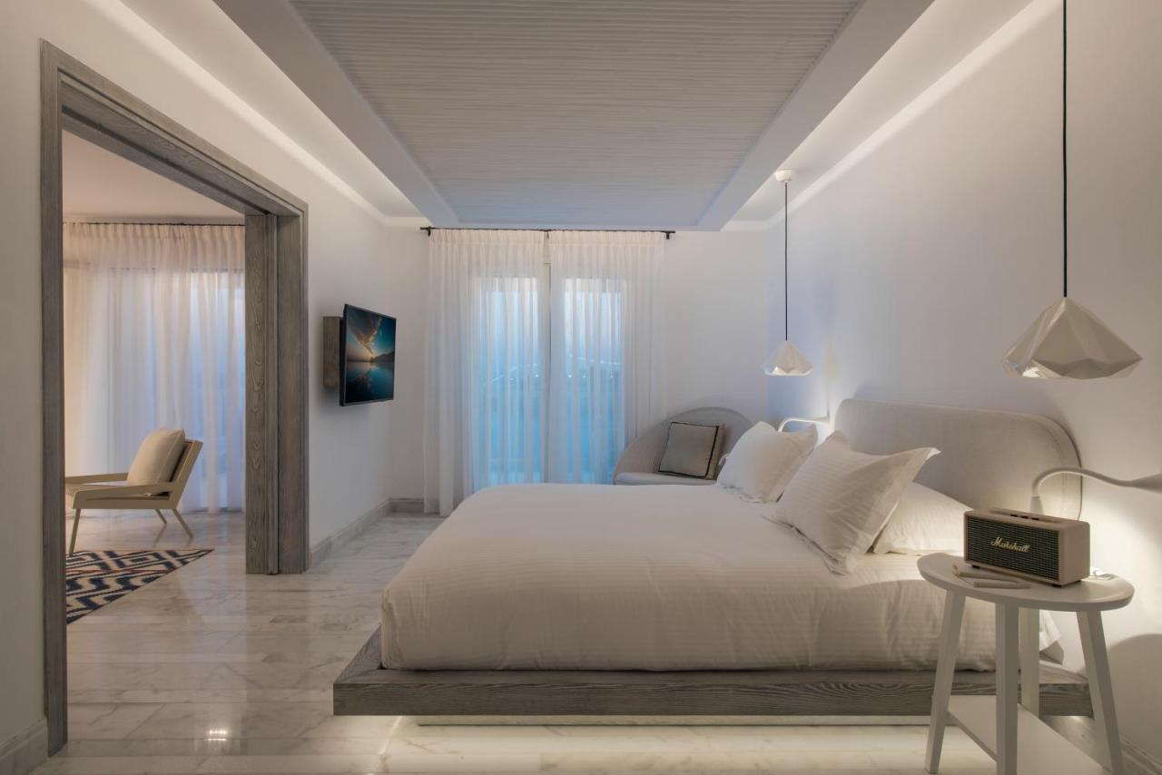 Mykonos Riviera Hotel & Spa, A Member Of Small Luxury Hotels Of The World Tourlos Exteriör bild