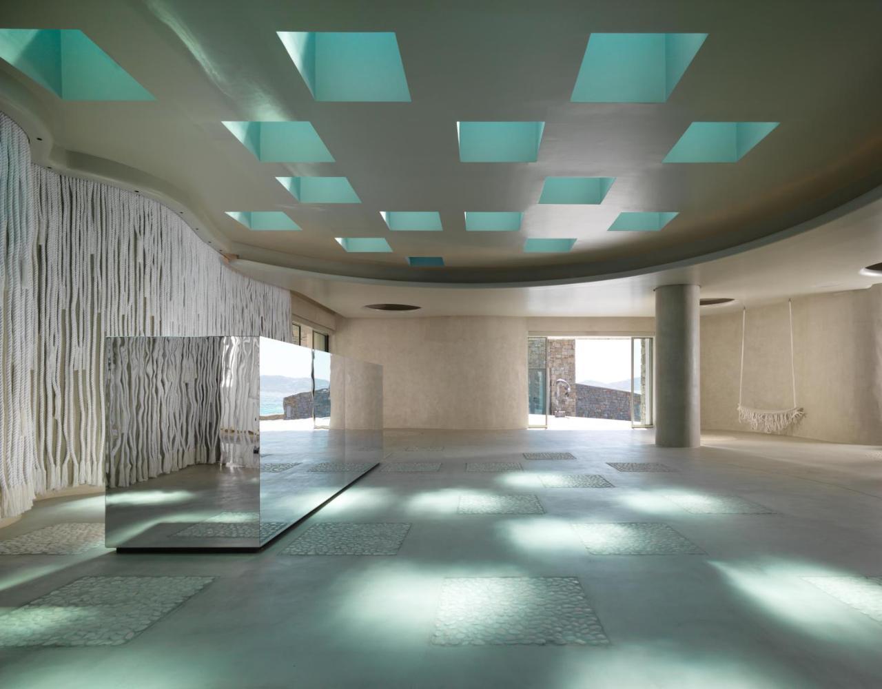 Mykonos Riviera Hotel & Spa, A Member Of Small Luxury Hotels Of The World Tourlos Exteriör bild